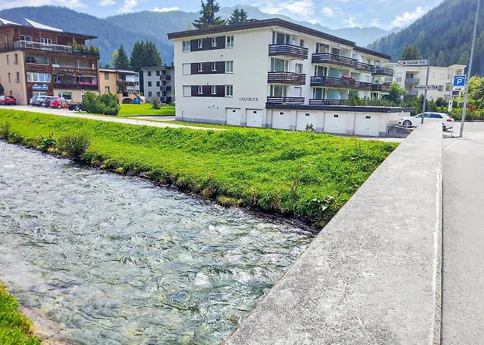 Herrliche 3 Schlafzimmer In Zentral & Exklusiv Lägenhet Davos