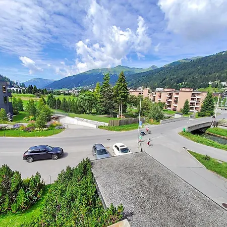 Herrliche 3 Schlafzimmer In Zentral & Exklusiv アパート *